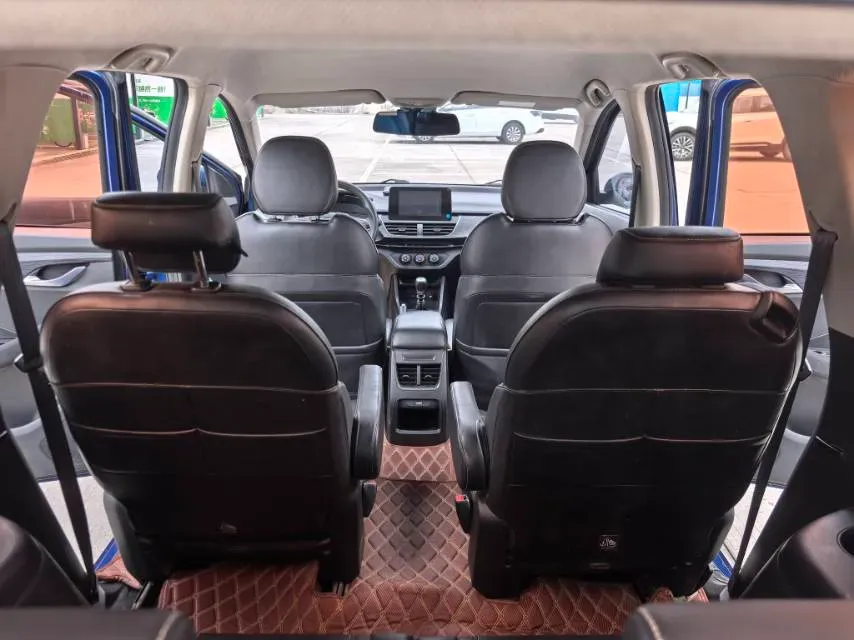 2018 BaoJun 360 1.5L 112HP L4 6MT,autocango,china used car exporter,china ev exporter,chinese used car exporter,chinese used ev exporter