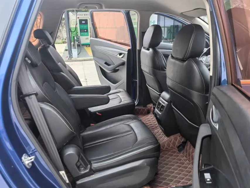 2018 BaoJun 360 1.5L 112HP L4 6MT,autocango,china used car exporter,china ev exporter,chinese used car exporter,chinese used ev exporter