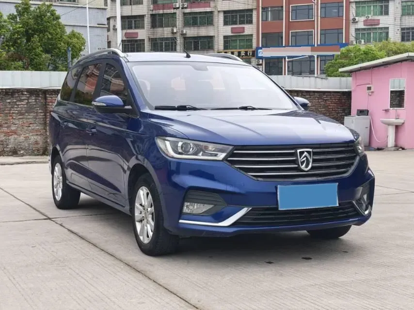 2018 BaoJun 360 1.5L 112HP L4 6MT,autocango,china used car exporter,china ev exporter,chinese used car exporter,chinese used ev exporter