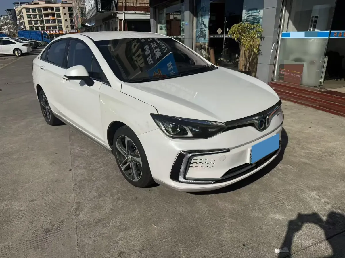 2018 BeiJing Auto EU5 BEV 53.66KWH,autocango,china used car exporter,china ev exporter,chinese used car exporter,chinese used ev exporter