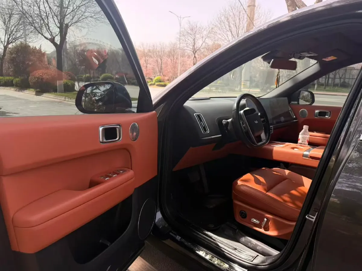 2024 Li L6 Range Extended 154HP L4 REEV 36.8KWH,autocango,china used car exporter,china ev exporter,chinese used car exporter,chinese used ev exporter