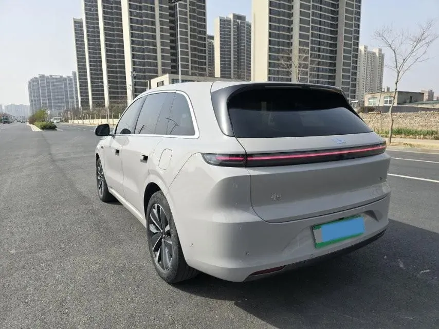 2025 Li L6 Range Extended 154HP L4 REEV,autocango,china used car exporter,china ev exporter,chinese used car exporter,chinese used ev exporter