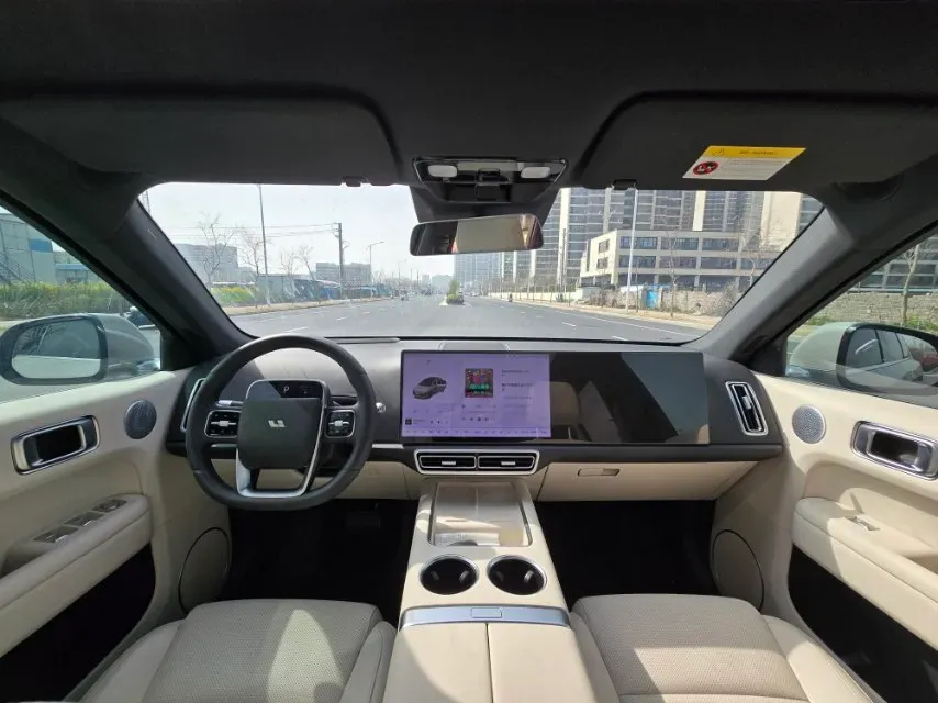 2025 Li L6 Range Extended 154HP L4 REEV,autocango,china used car exporter,china ev exporter,chinese used car exporter,chinese used ev exporter