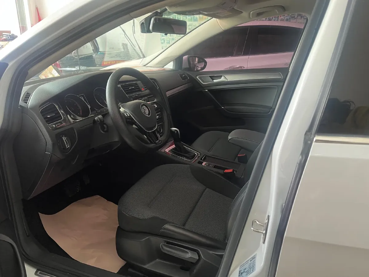 2018 Volkswagen Golf 1.4T 131HP L4 7DCT,autocango,china used car exporter,china ev exporter,chinese used car exporter,chinese used ev exporter