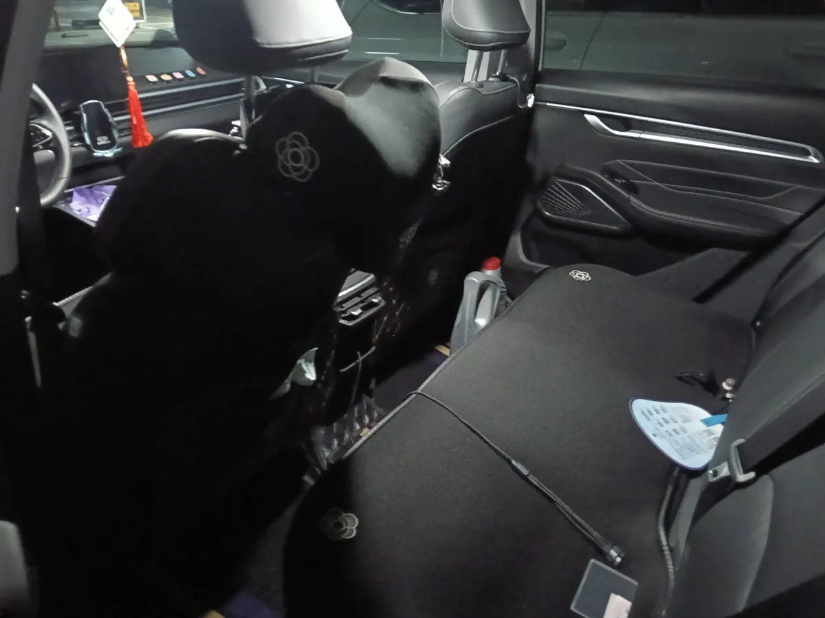 2022 Geely Emgrand 1.5L 114HP L4 CVT,autocango,china used car exporter,china ev exporter,chinese used car exporter,chinese used ev exporter