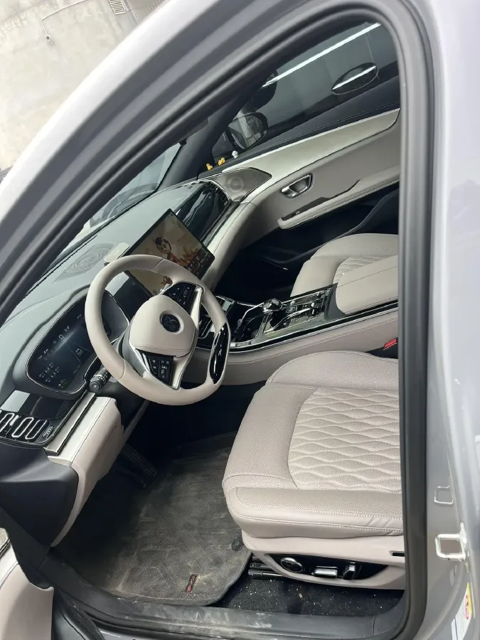 2025 BYD Han 1.5T 156HP L4 E-CVT PHEV,autocango,china used car exporter,china ev exporter,chinese used car exporter,chinese used ev exporter