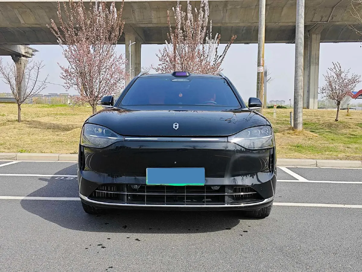 2024 AITO AITO M9 1.5T 152HP L4 REEV 42KWH,autocango,china used car exporter,china ev exporter,chinese used car exporter,chinese used ev exporter