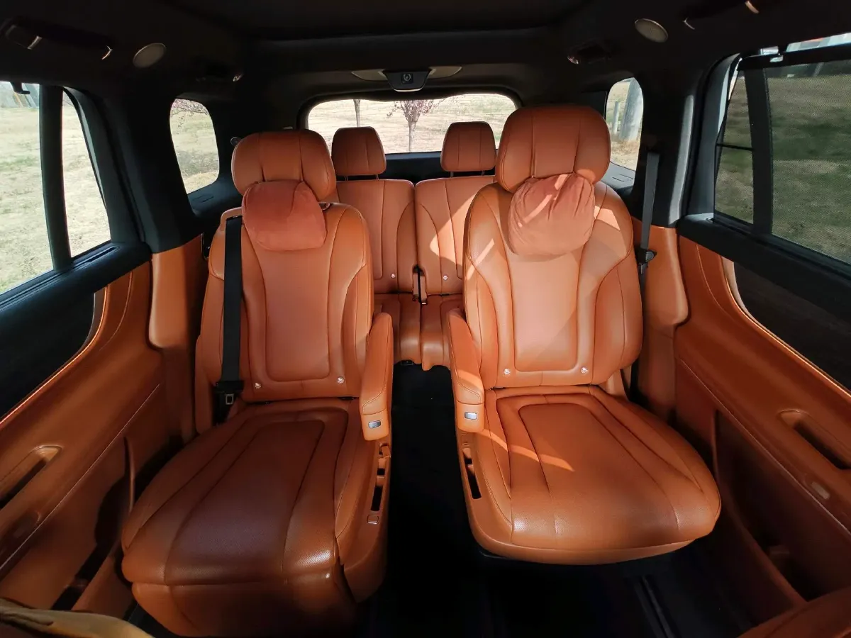 2024 AITO AITO M9 1.5T 152HP L4 REEV 42KWH,autocango,china used car exporter,china ev exporter,chinese used car exporter,chinese used ev exporter