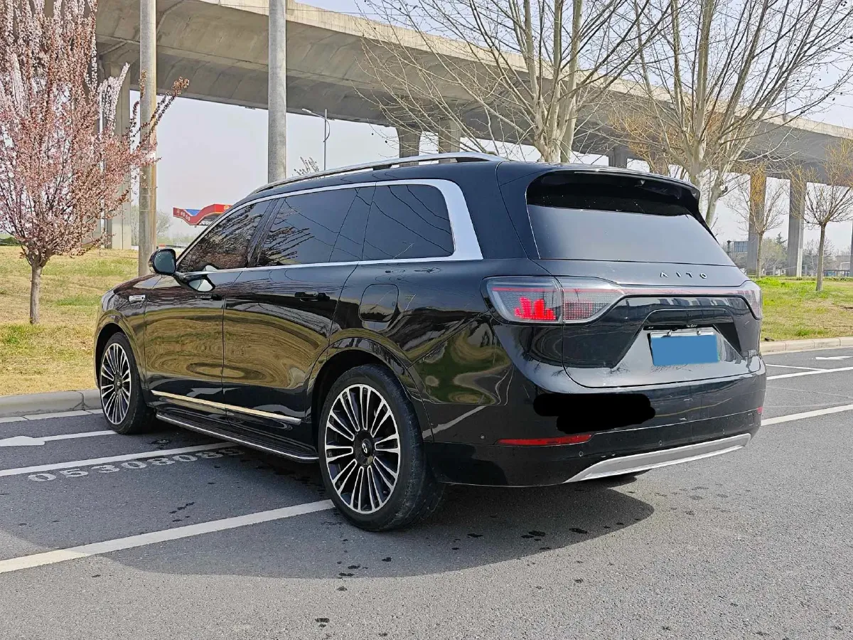 2024 AITO AITO M9 1.5T 152HP L4 REEV 42KWH,autocango,china used car exporter,china ev exporter,chinese used car exporter,chinese used ev exporter