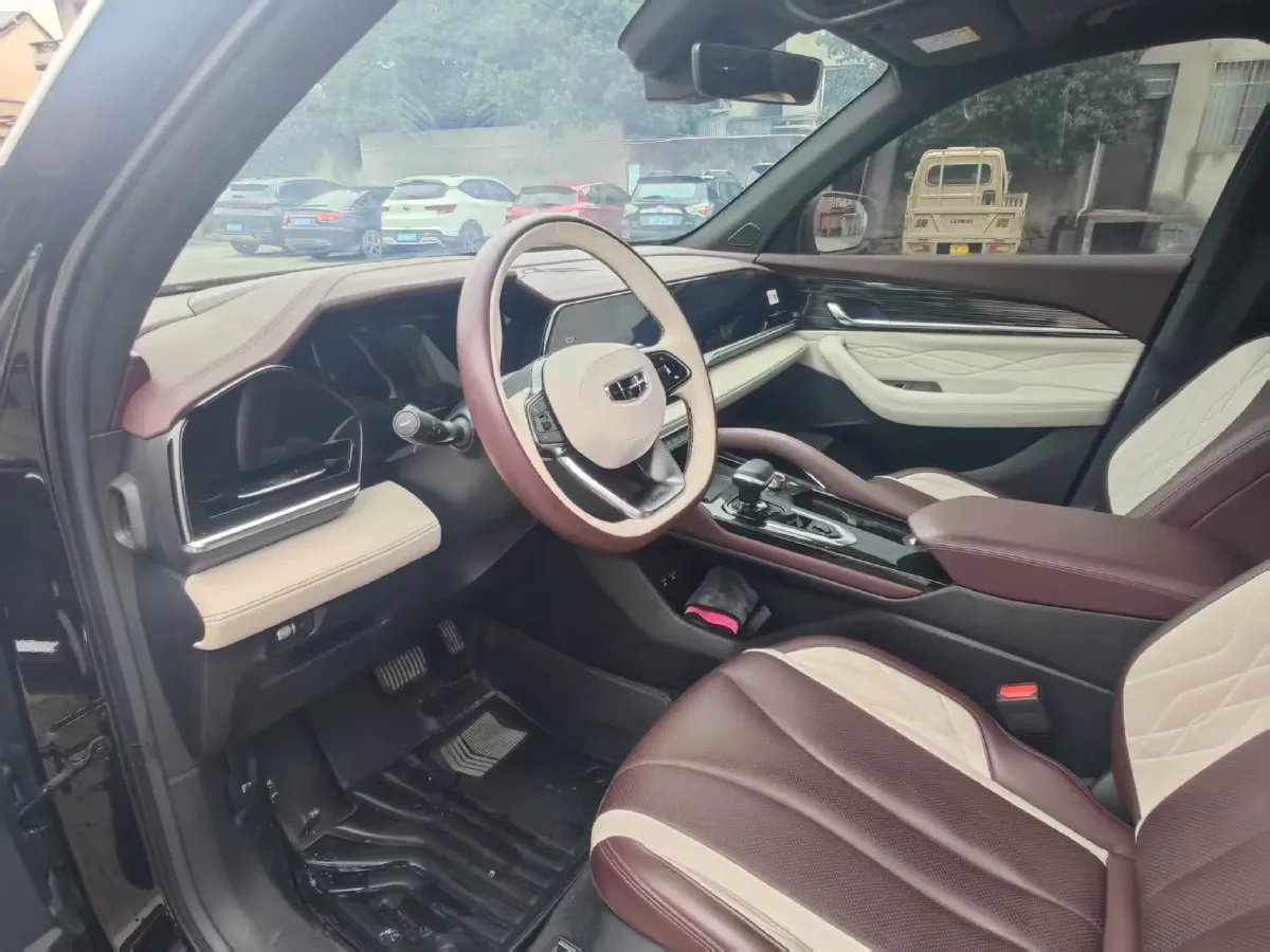 2021 Geely Monjaro 2.0T 218HP L4 7DCT,autocango,china used car exporter,china ev exporter,chinese used car exporter,chinese used ev exporter