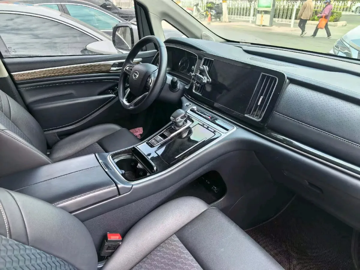 2023 GAC Trumpchi M8 2.0T 252HP L4 8AT,autocango,china used car exporter,china ev exporter,chinese used car exporter,chinese used ev exporter