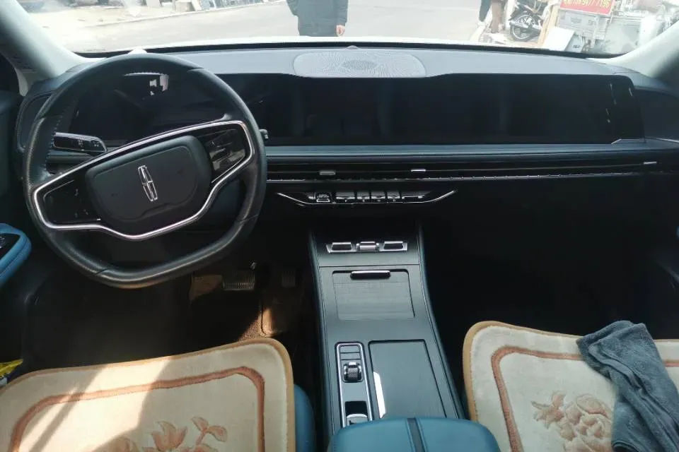 2024 Lincoln Corsair 1.5T 193HP L4 E-CVT Hybrid,autocango,china used car exporter,china ev exporter,chinese used car exporter,chinese used ev exporter