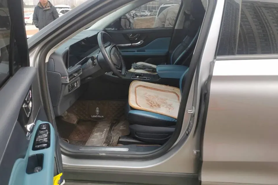 2024 Lincoln Corsair 1.5T 193HP L4 E-CVT Hybrid,autocango,china used car exporter,china ev exporter,chinese used car exporter,chinese used ev exporter