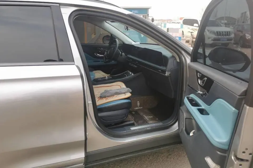 2024 Lincoln Corsair 1.5T 193HP L4 E-CVT Hybrid,autocango,china used car exporter,china ev exporter,chinese used car exporter,chinese used ev exporter