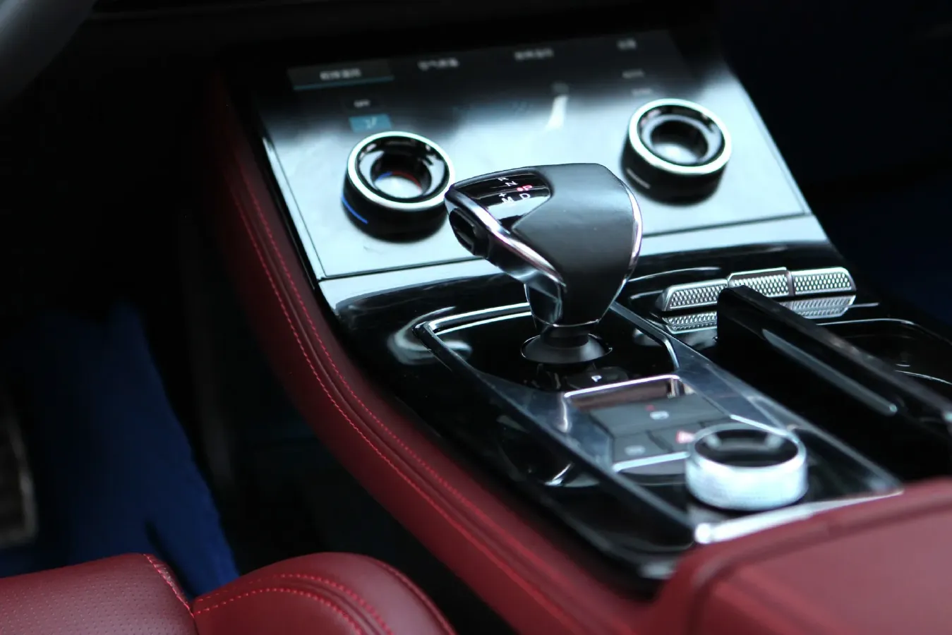 2021 Haval H6 2.0T 224HP L4 7DCT,autocango,china used car exporter,china ev exporter,chinese used car exporter,chinese used ev exporter