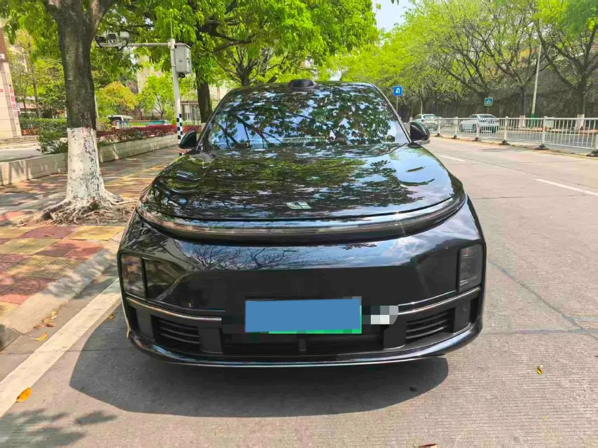 2024 Li L8 Range Extended 154HP REEV 42.8KWH,autocango,china used car exporter,china ev exporter,chinese used car exporter,chinese used ev exporter