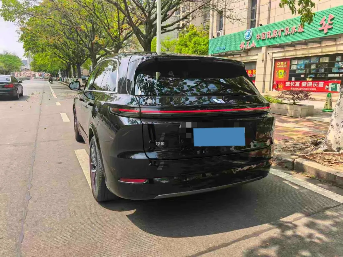 2024 Li L8 Range Extended 154HP REEV 42.8KWH,autocango,china used car exporter,china ev exporter,chinese used car exporter,chinese used ev exporter