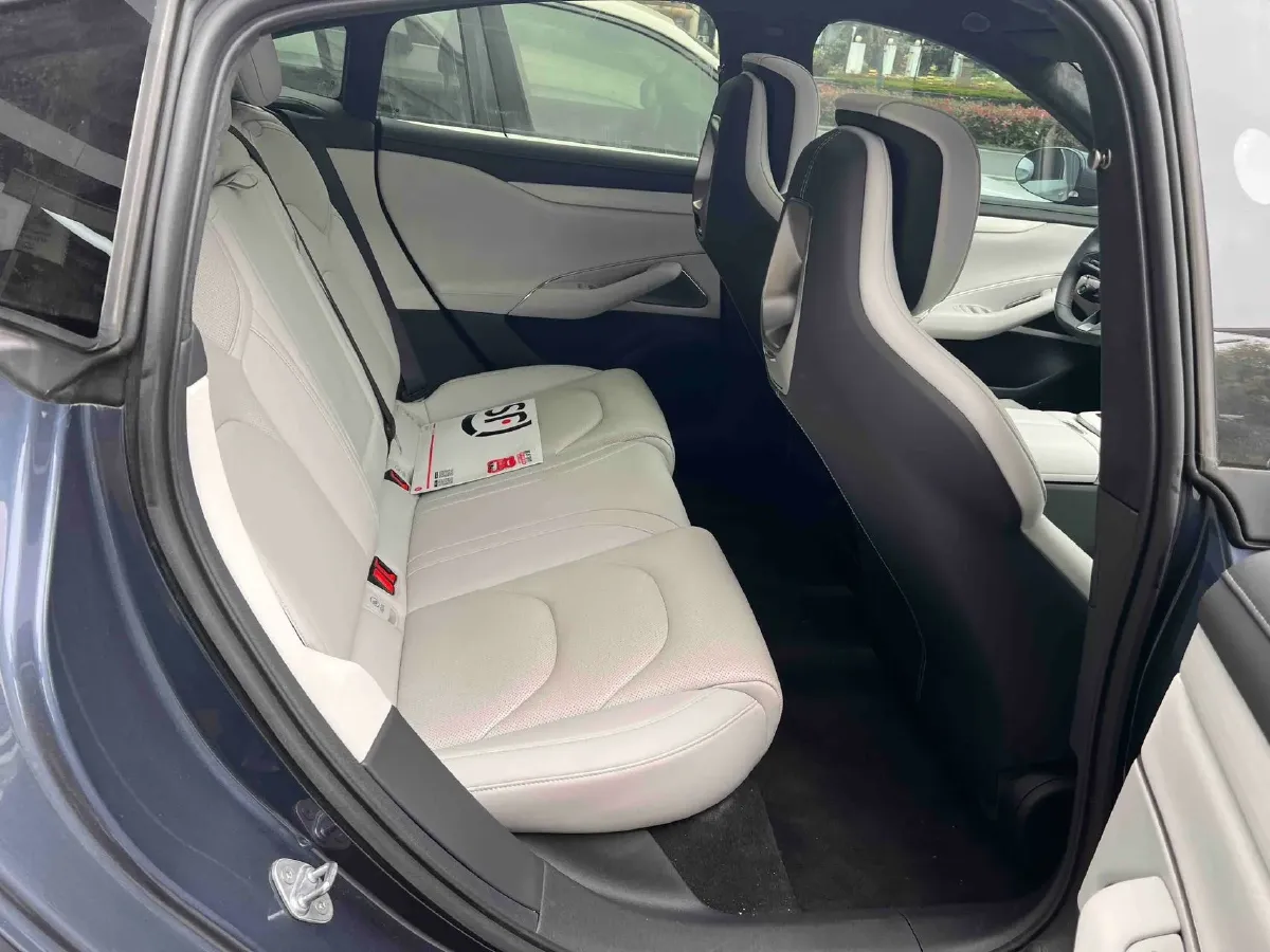 2024 MI SU7 BEV 101KWH,autocango,china used car exporter,china ev exporter,chinese used car exporter,chinese used ev exporter