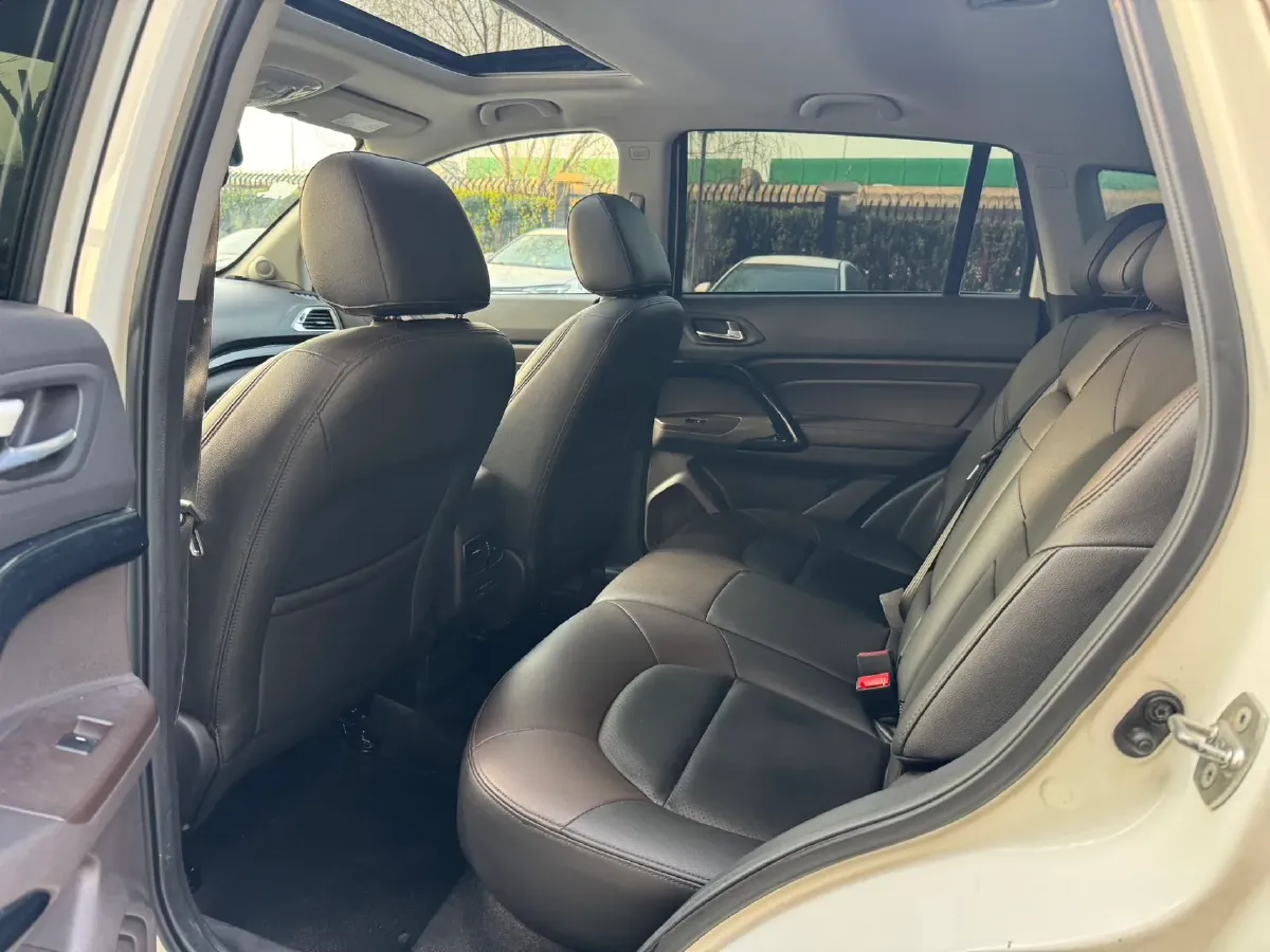 2017 GAC Trumpchi GS4 1.5T 152HP L4 6AT,autocango,china used car exporter,china ev exporter,chinese used car exporter,chinese used ev exporter