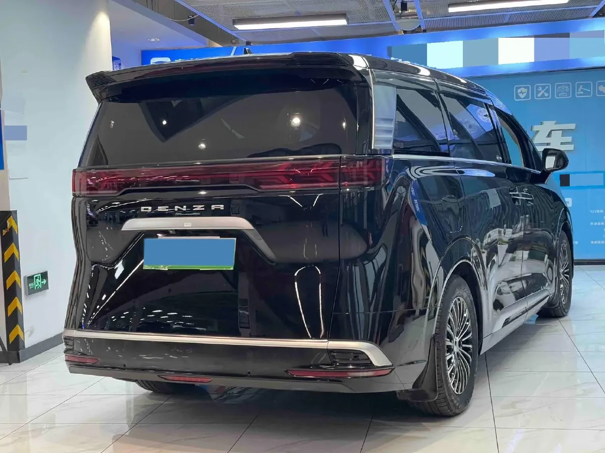 2022 HongQi HS7 3.0T 337HP V6 8AT,autocango,china used car exporter,china ev exporter,chinese used car exporter,chinese used ev exporter