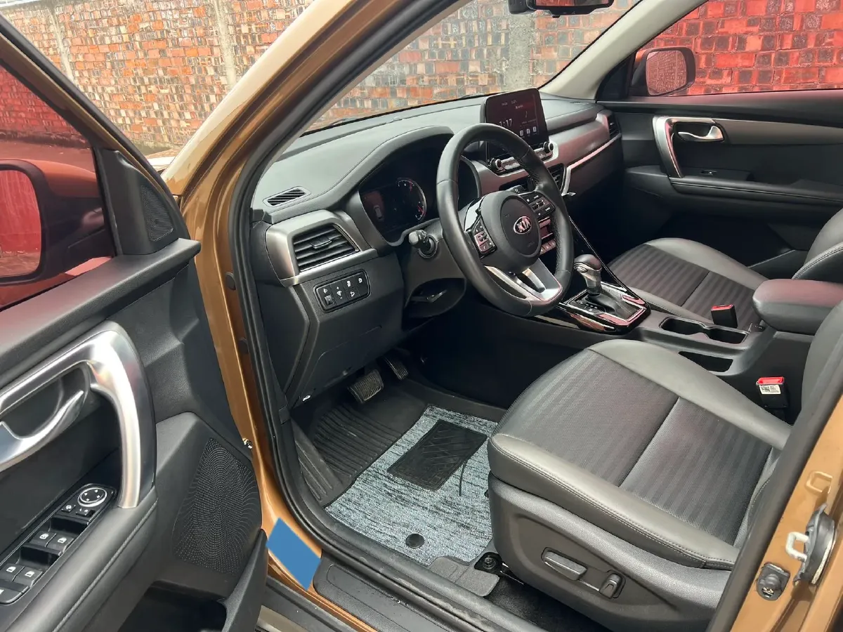 2018 Kia Sportage R 2.0L 160HP L4 6AT,autocango,china used car exporter,china ev exporter,chinese used car exporter,chinese used ev exporter