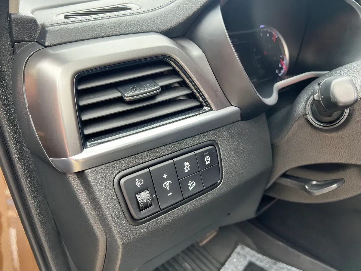 2018 Kia Sportage R 2.0L 160HP L4 6AT,autocango,china used car exporter,china ev exporter,chinese used car exporter,chinese used ev exporter