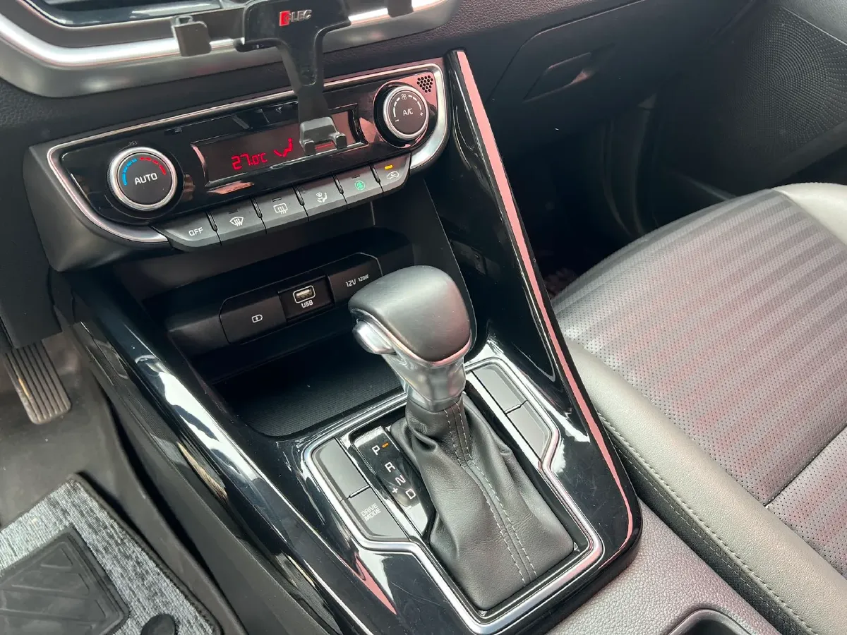 2018 Kia Sportage R 2.0L 160HP L4 6AT,autocango,china used car exporter,china ev exporter,chinese used car exporter,chinese used ev exporter