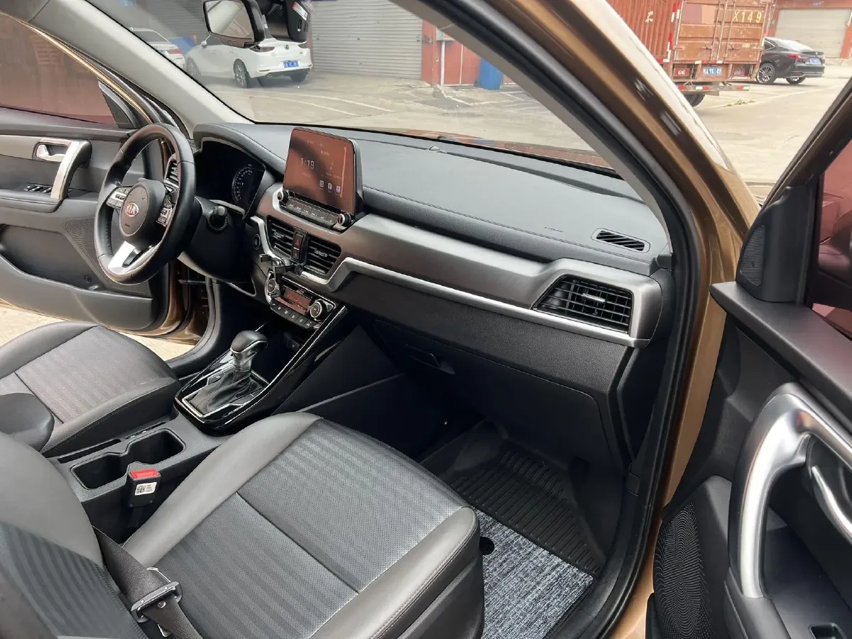 2018 Kia Sportage R 2.0L 160HP L4 6AT,autocango,china used car exporter,china ev exporter,chinese used car exporter,chinese used ev exporter