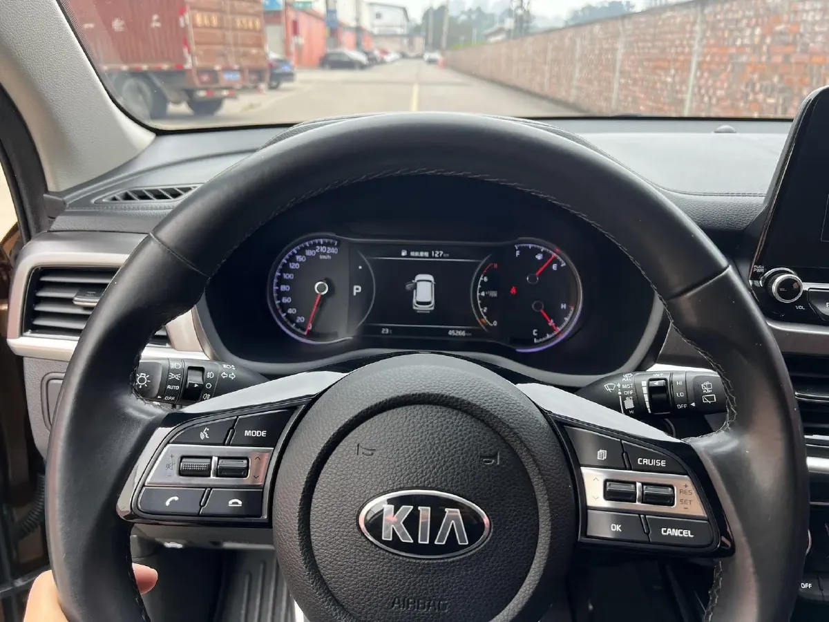 2018 Kia Sportage R 2.0L 160HP L4 6AT,autocango,china used car exporter,china ev exporter,chinese used car exporter,chinese used ev exporter