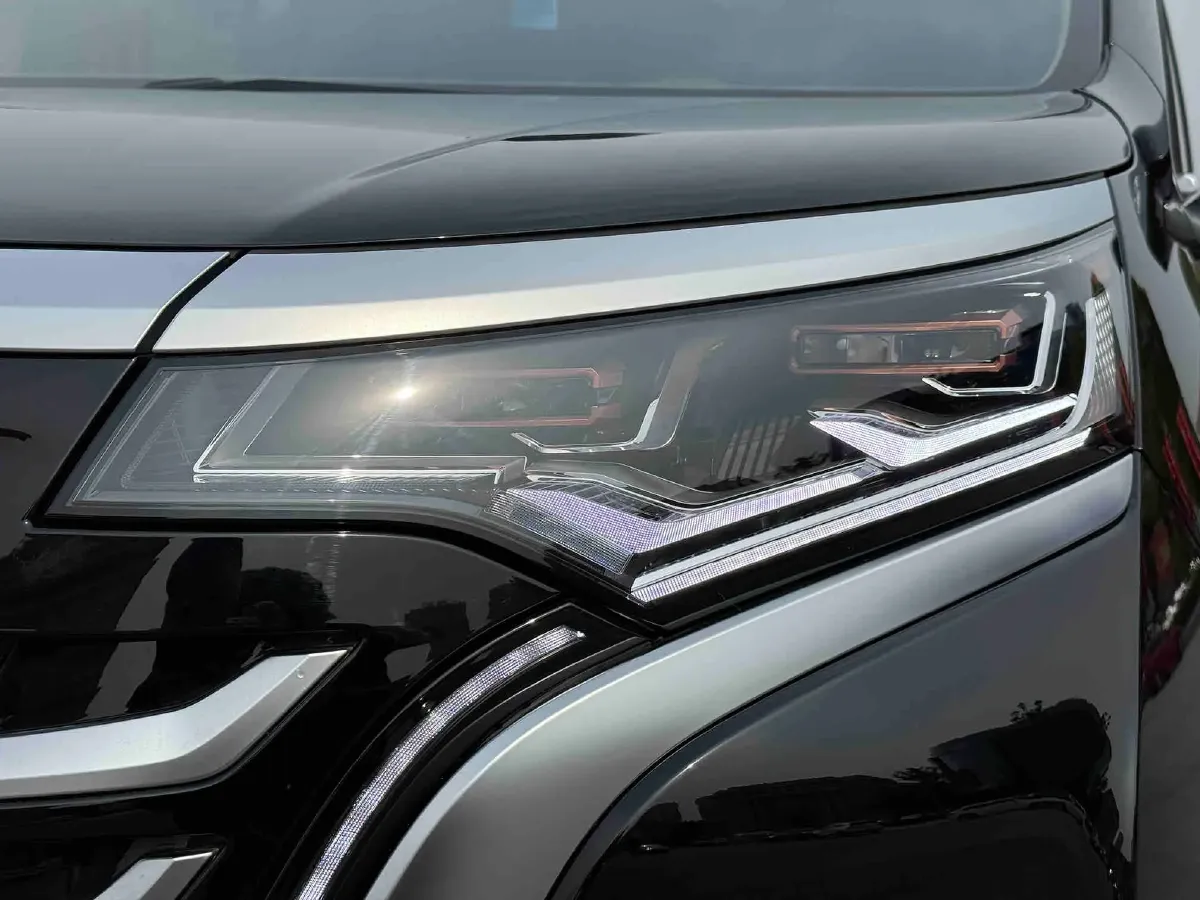 2025 Denza D9 1.5T 156HP L4 E-CVT PHEV,autocango,china used car exporter,china ev exporter,chinese used car exporter,chinese used ev exporter