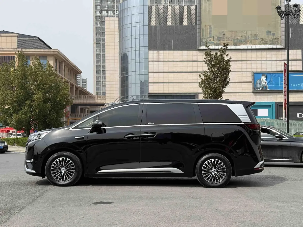 2025 Denza D9 1.5T 156HP L4 E-CVT PHEV,autocango,china used car exporter,china ev exporter,chinese used car exporter,chinese used ev exporter