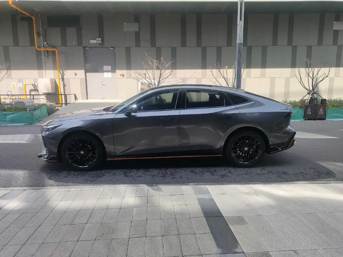 2022 ChangAn UNI-V 1.5T 188HP L4 7DCT,autocango,china used car exporter,china ev exporter,chinese used car exporter,chinese used ev exporter