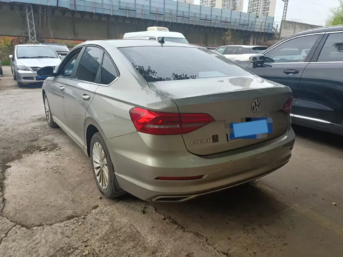 2018 Volkswagen Lavida 1.2T 116HP L4 7DCT,autocango,china used car exporter,china ev exporter,chinese used car exporter,chinese used ev exporter