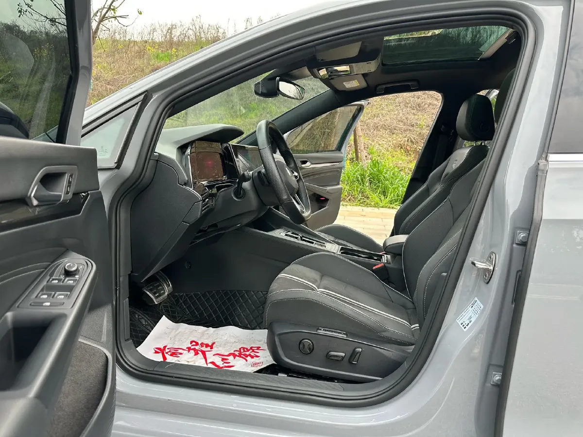 2021 Volkswagen Golf 1.4T 150HP L4 7DCT,autocango,china used car exporter,china ev exporter,chinese used car exporter,chinese used ev exporter