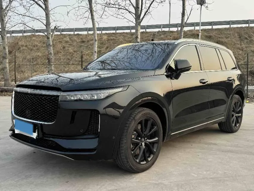 2020 Li ONE Range Extended 131HP REEV 40.5KWH,autocango,china used car exporter,china ev exporter,chinese used car exporter,chinese used ev exporter