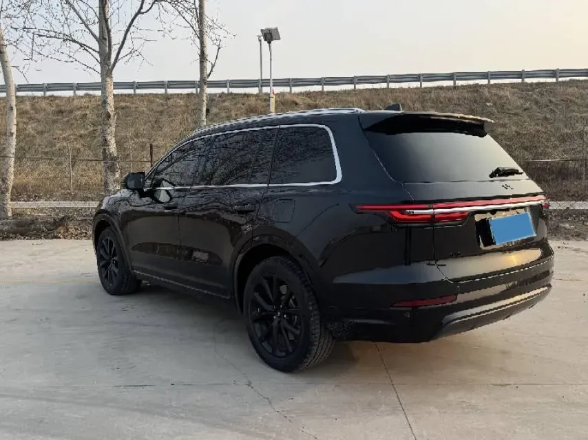 2020 Li ONE Range Extended 131HP REEV 40.5KWH,autocango,china used car exporter,china ev exporter,chinese used car exporter,chinese used ev exporter