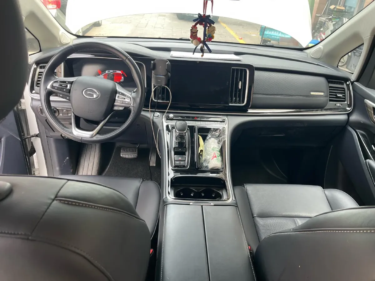 2023 GAC Trumpchi M8 2.0T 252HP L4 8AT,autocango,china used car exporter,china ev exporter,chinese used car exporter,chinese used ev exporter