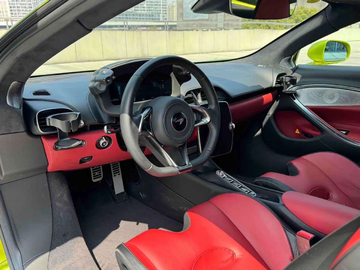 2023 McLaren Artura 3.0T 585HP V6 8DCT PHEV 7.4KWH,autocango,china used car exporter,china ev exporter,chinese used car exporter,chinese used ev exporter