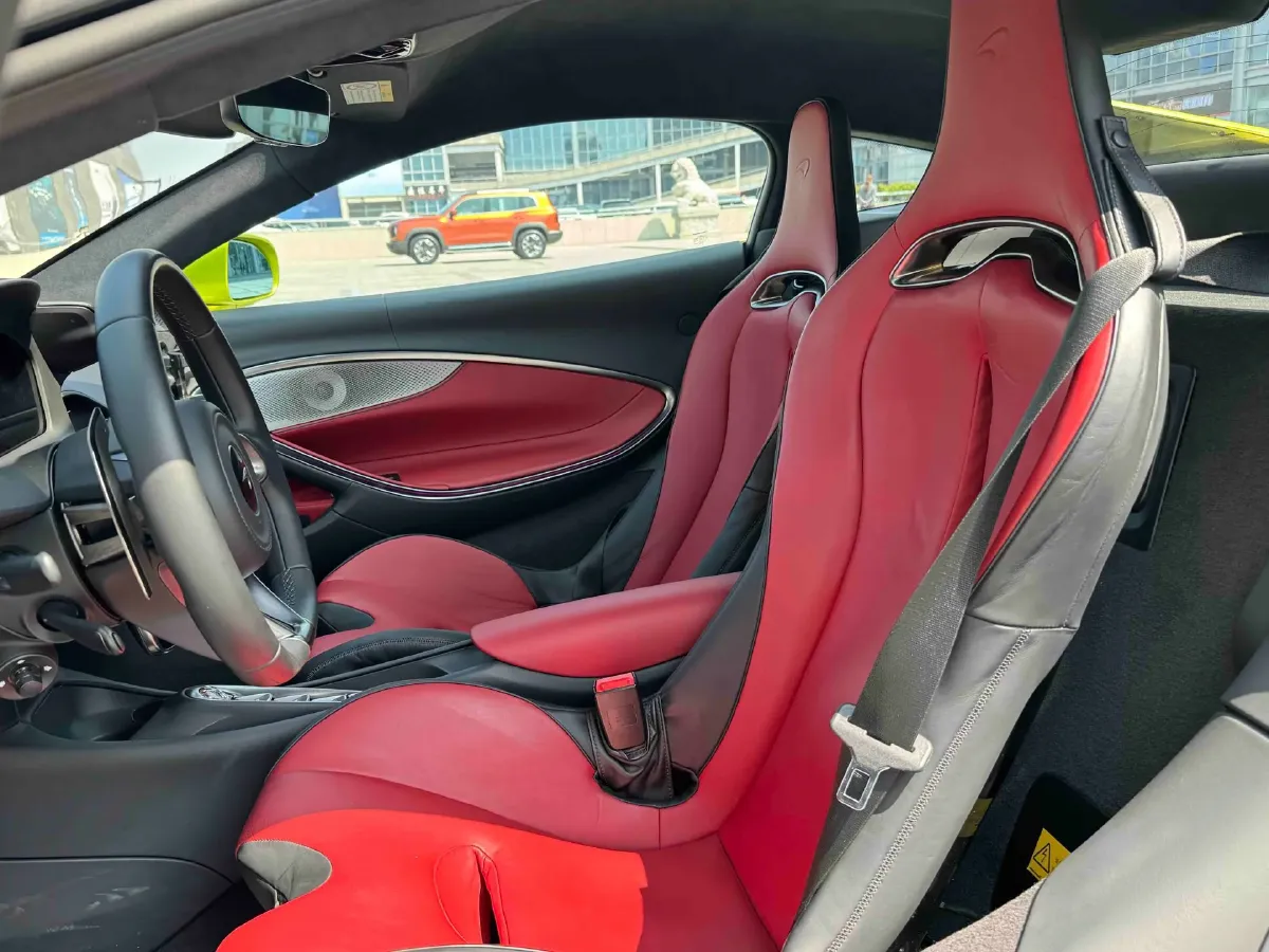 2023 McLaren Artura 3.0T 585HP V6 8DCT PHEV 7.4KWH,autocango,china used car exporter,china ev exporter,chinese used car exporter,chinese used ev exporter