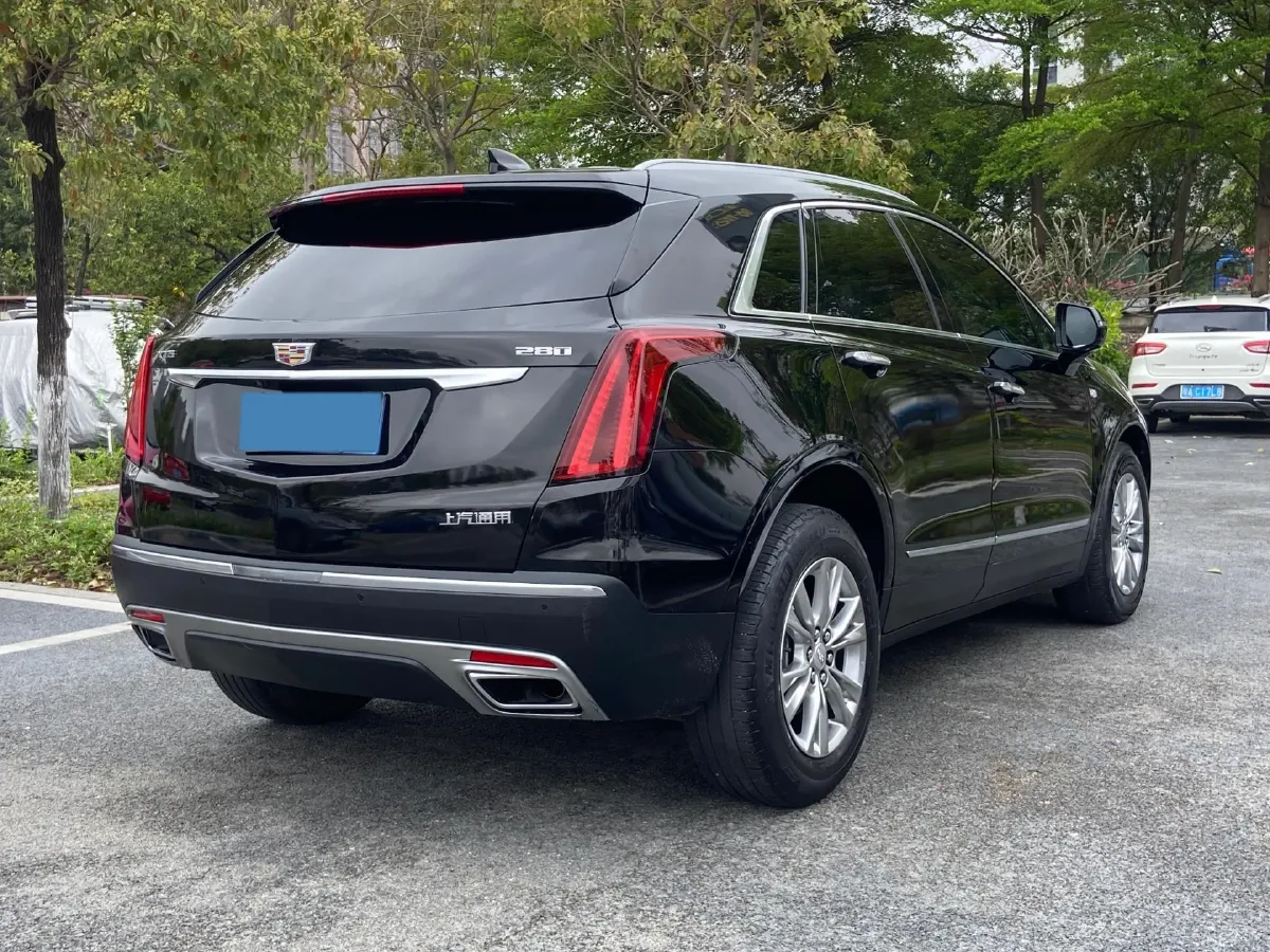 2021 Cadillac XT5 2.0T 237HP L4 9AT,autocango,china used car exporter,china ev exporter,chinese used car exporter,chinese used ev exporter