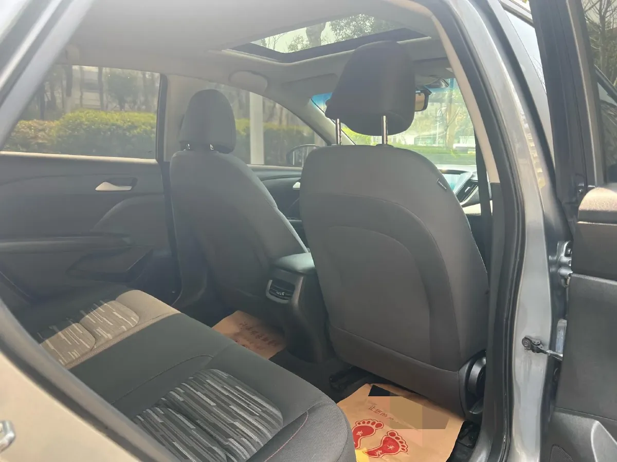 2019 Chevrolet Monza 1.0T 125HP L3 6DCT,autocango,china used car exporter,china ev exporter,chinese used car exporter,chinese used ev exporter