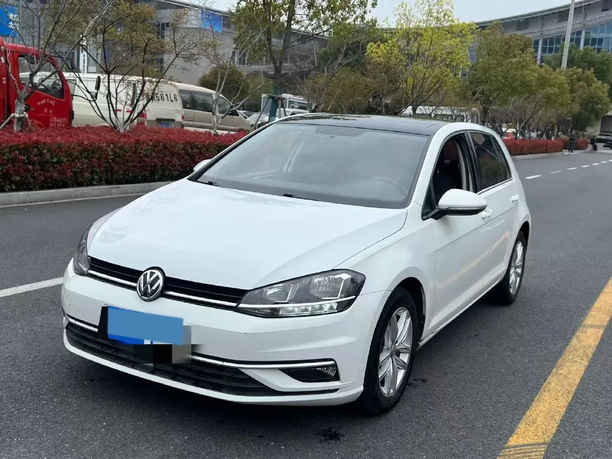 2018 Volkswagen Golf 1.6L 110HP L4 6AT,autocango,china used car exporter,china ev exporter,chinese used car exporter,chinese used ev exporter