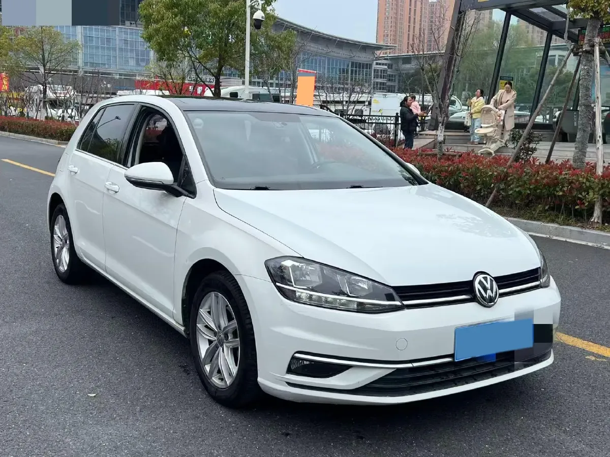 2018 Volkswagen Golf 1.6L 110HP L4 6AT,autocango,china used car exporter,china ev exporter,chinese used car exporter,chinese used ev exporter