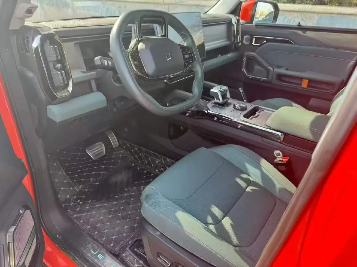 2023 Jetour Traveller 2.0T 254HP L4 8AT,autocango,china used car exporter,china ev exporter,chinese used car exporter,chinese used ev exporter