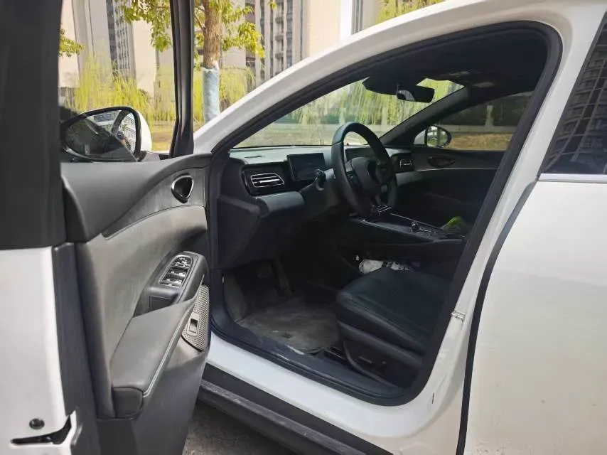 2025 BYD Seal06 1.5L 101HP L4 E-CVT PHEV 10.08KWH,autocango,china used car exporter,china ev exporter,chinese used car exporter,chinese used ev exporter