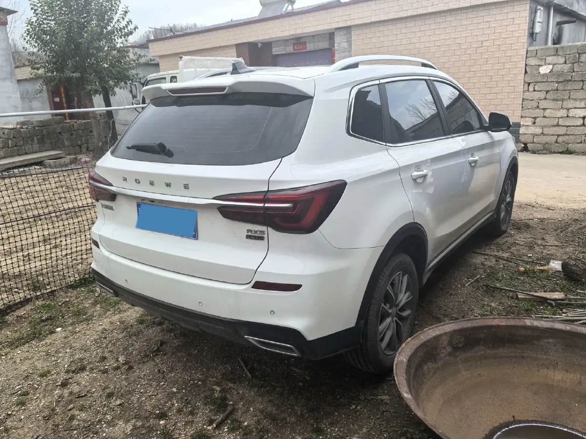2025 Roewe RX5 1.5T 181HP L4 7DCT,autocango,china used car exporter,china ev exporter,chinese used car exporter,chinese used ev exporter