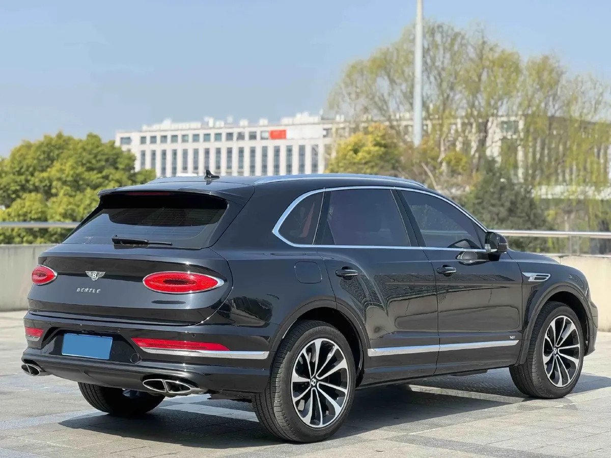 2021 Bentley Bentayga 4.0T 550HP V8 8AT,autocango,china used car exporter,china ev exporter,chinese used car exporter,chinese used ev exporter