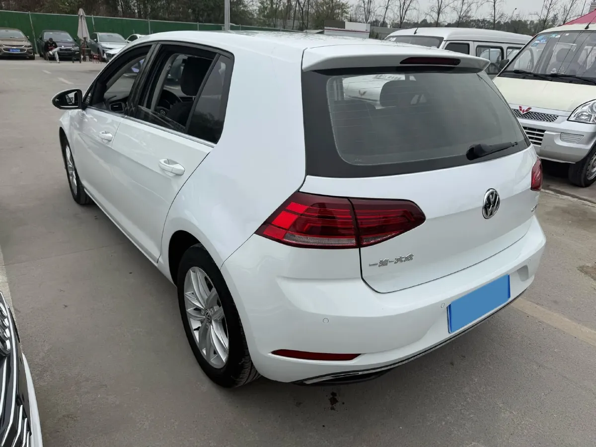 2018 Volkswagen Golf 1.6L 110HP L4 6AT,autocango,china used car exporter,china ev exporter,chinese used car exporter,chinese used ev exporter