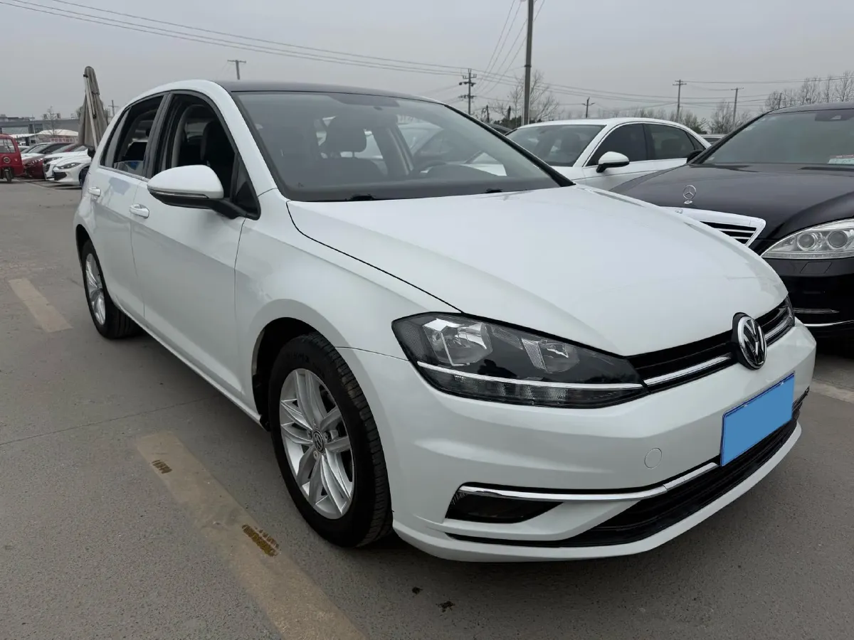 2018 Volkswagen Golf 1.6L 110HP L4 6AT,autocango,china used car exporter,china ev exporter,chinese used car exporter,chinese used ev exporter