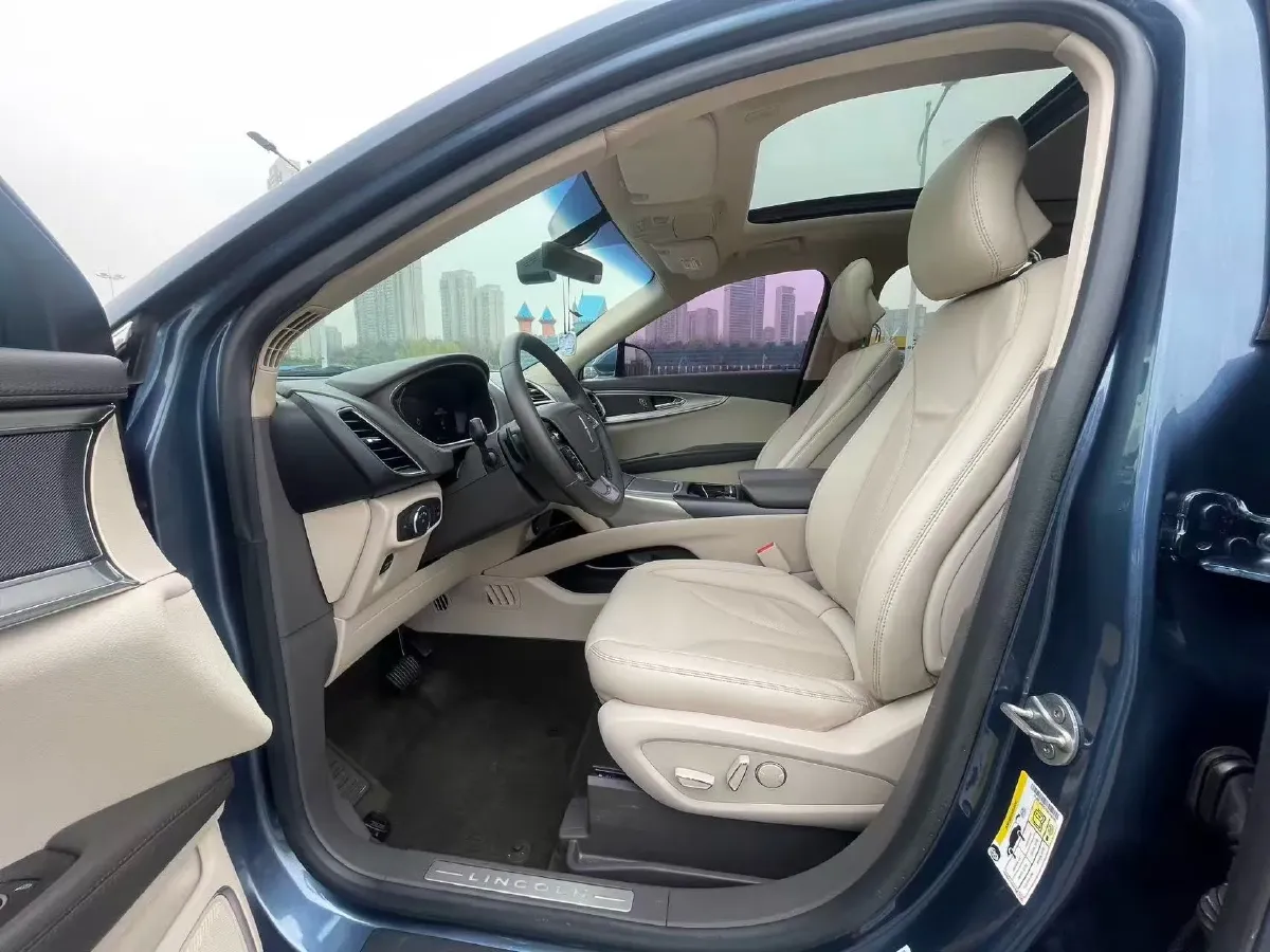 2019 Lincoln Nautilus 2.0T 224HP L4 8AT,autocango,china used car exporter,china ev exporter,chinese used car exporter,chinese used ev exporter